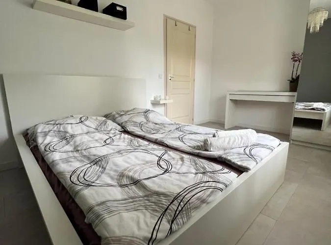 The House Balaton Nyaralunk Apartman