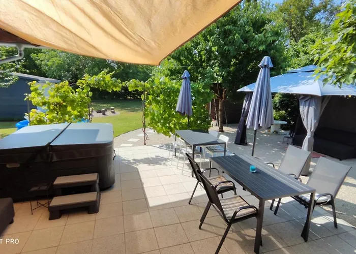 The House Balaton Nyaralunk Apartman
